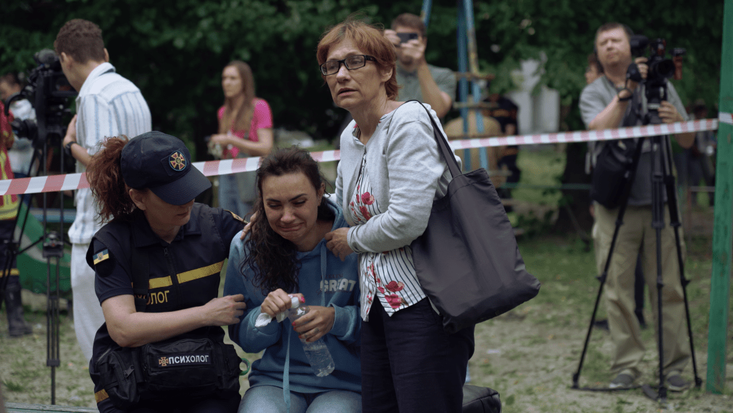“It Was a Direct Hit” Kyiv Survivors Give Firsthand Account of Russia’s Massive Missile Attack