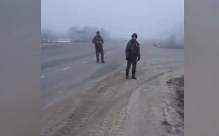 Russian soldiers being asked to say “Palianytsia” Russian soldiers being asked to say “Palianytsia”